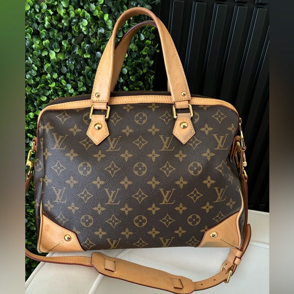 Louis Vuitton Retiro PM Monogram shoulder bag - Picture 5 of 17
